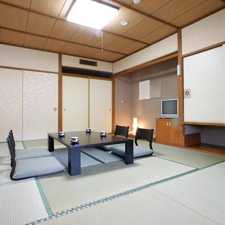 Manza Onsen Nisshinkan Tsumagoi Bagian luar foto